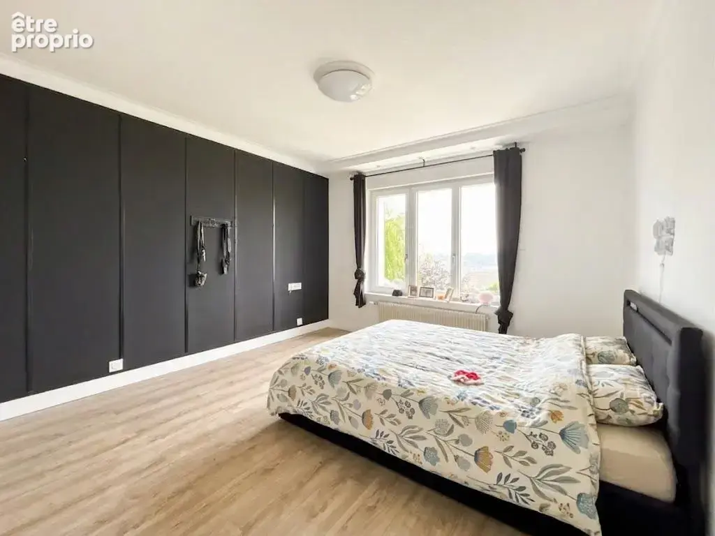 Boulogne sur Mer - Maison À Vendre dans un secteur calme et recherché !! - photo 11