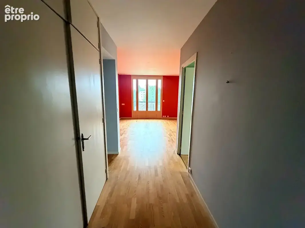 SOUS COMPROMISExclusivité - T4 avec balcons - Cuire - photo 4