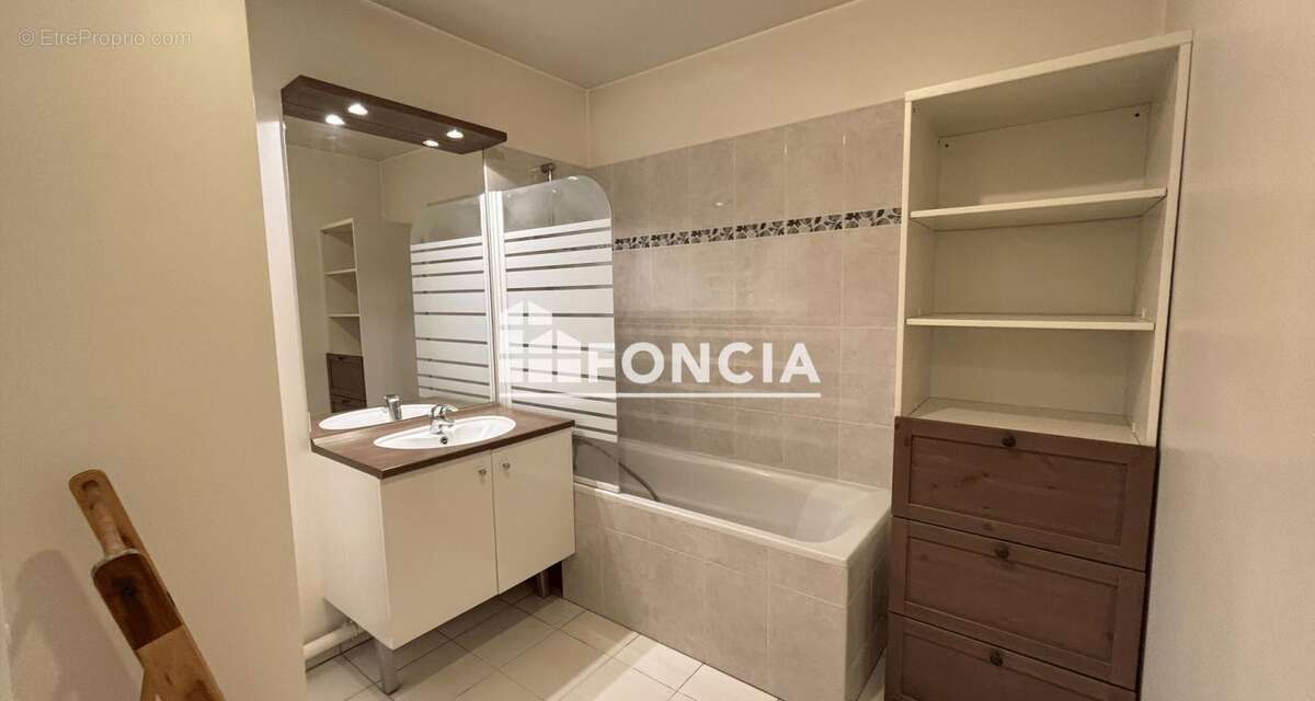 Appartement à SAINT-GRATIEN