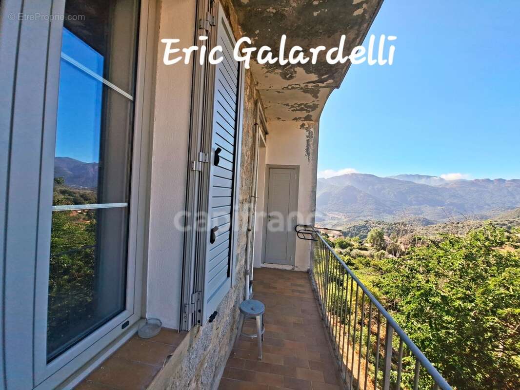 A vendre Appartement 3 pèces de caractère en pierres de taille au cœur de SAINTE LUCIE DE TALLANO (20) - photo 7