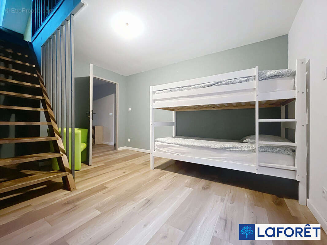 Maison à IS-SUR-TILLE