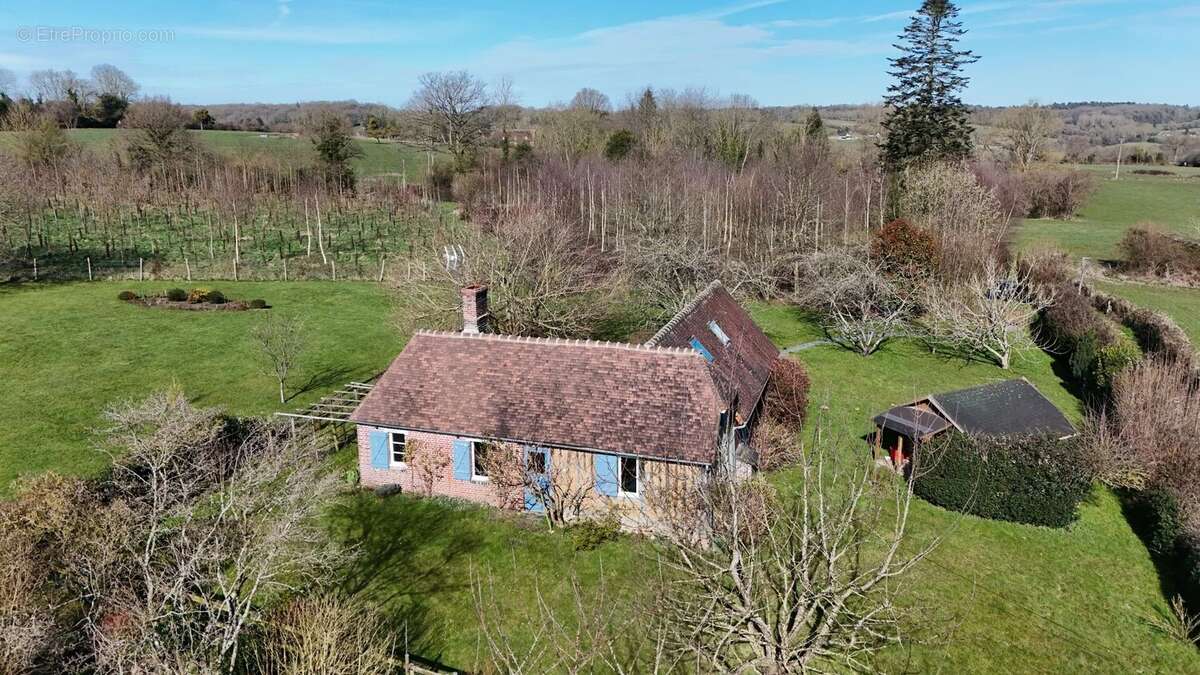 Maison à SAINT-GEORGES-EN-AUGE