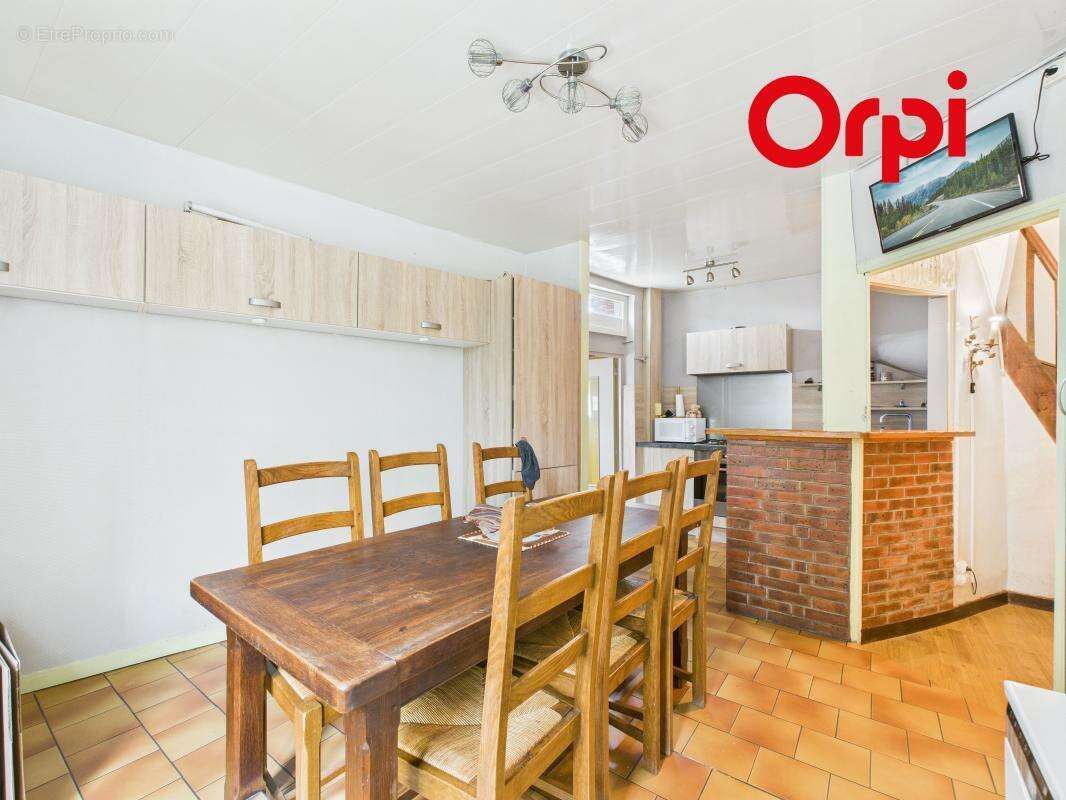 Maison de ville à Bernay – Parfaite pour un premier achat - photo 4