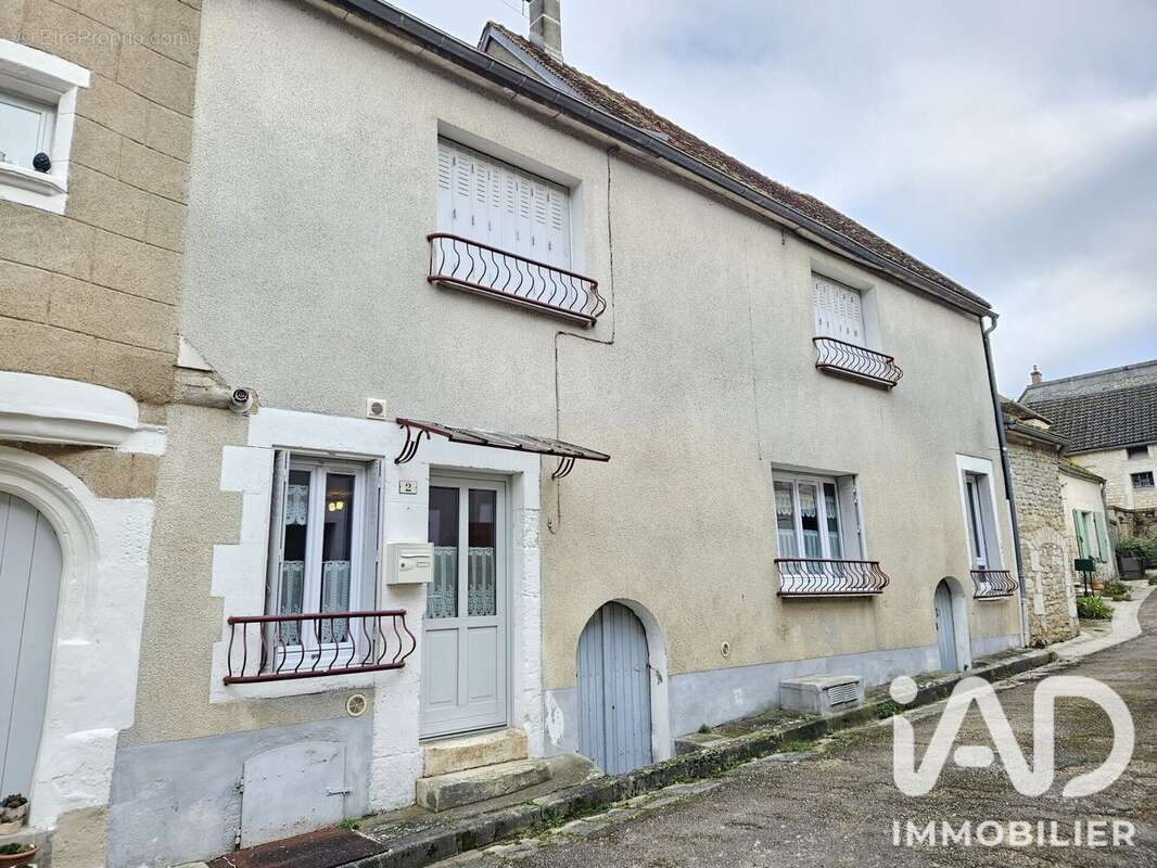Maison 79 m² à Irancy  - photo 2