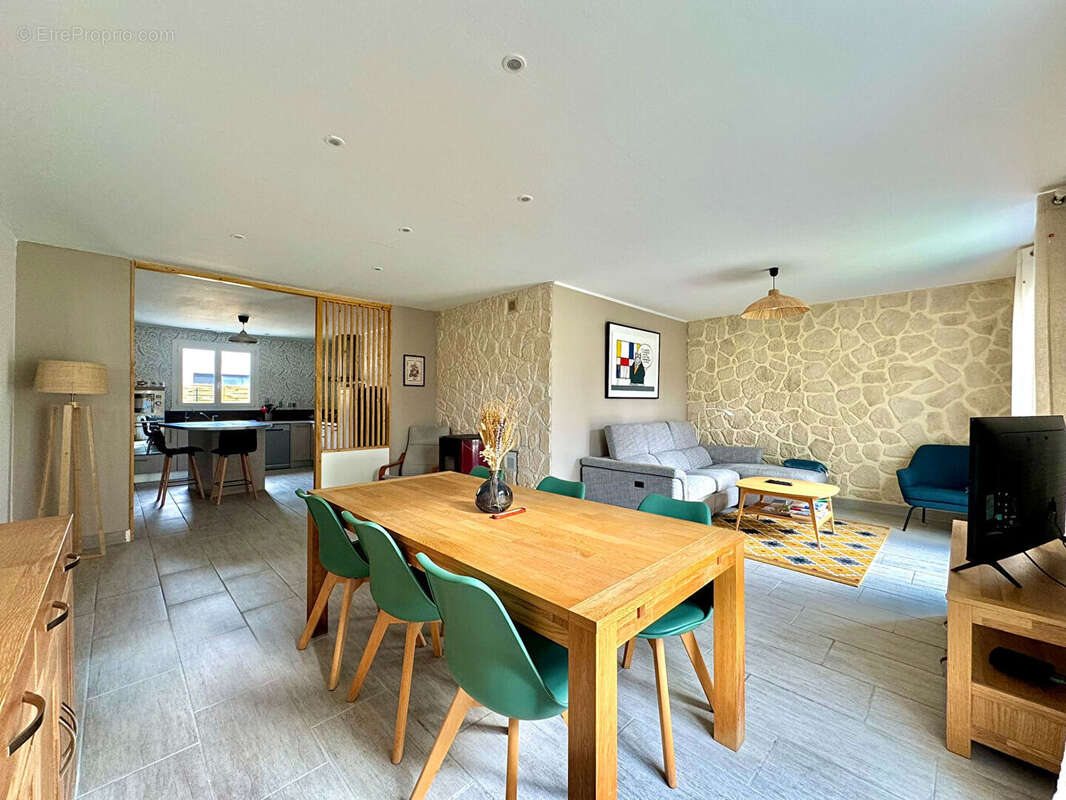 Maison à SAINT-SULPICE-DE-ROYAN