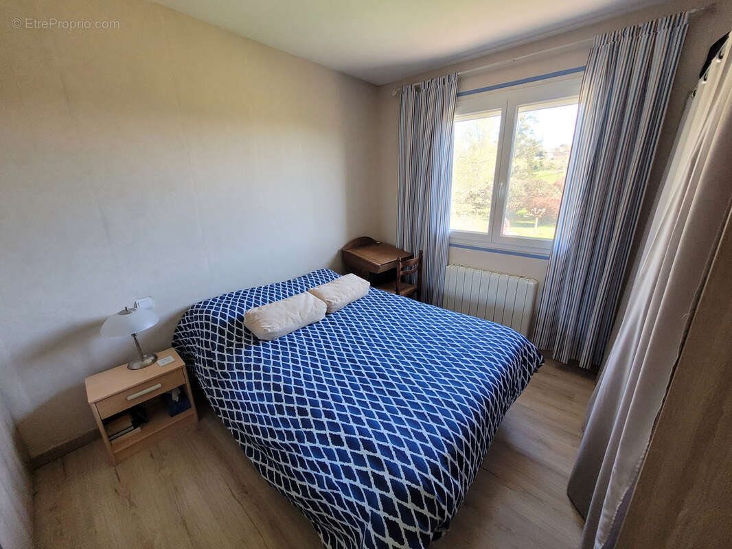 Maison à SAINTE-BAZEILLE