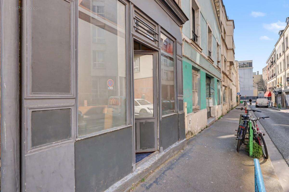 Commerce à PARIS-20E
