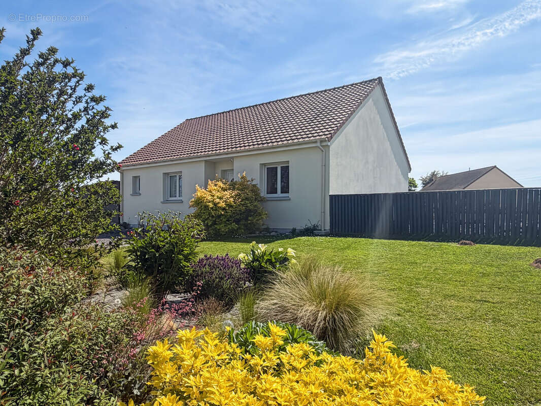 Maison à SAINT-JACQUES-D'ALIERMONT