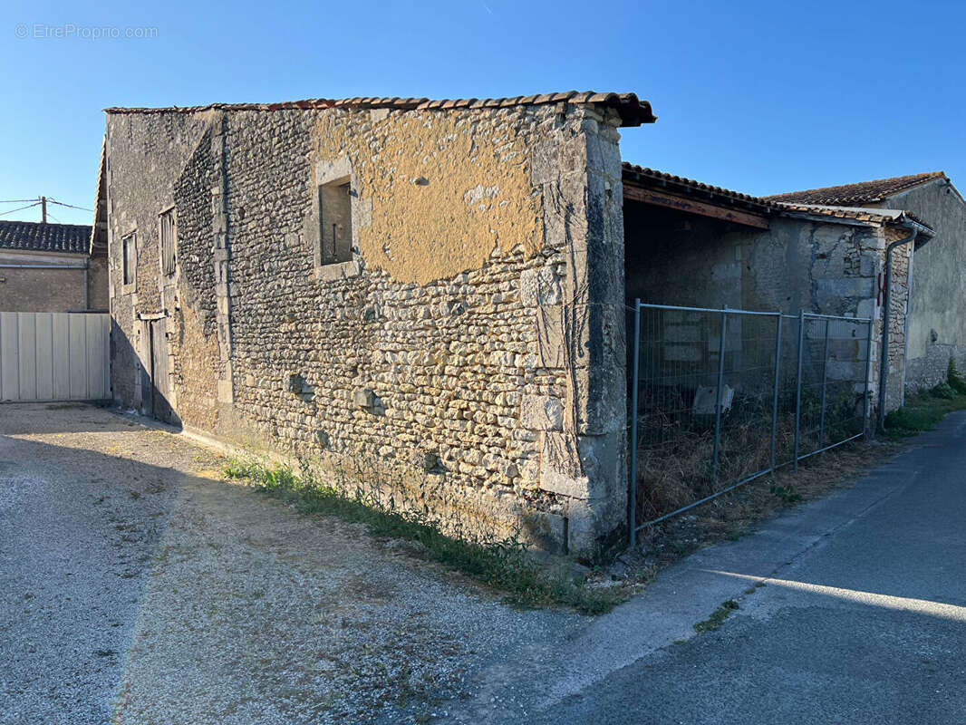 Grange à rénover - photo 3