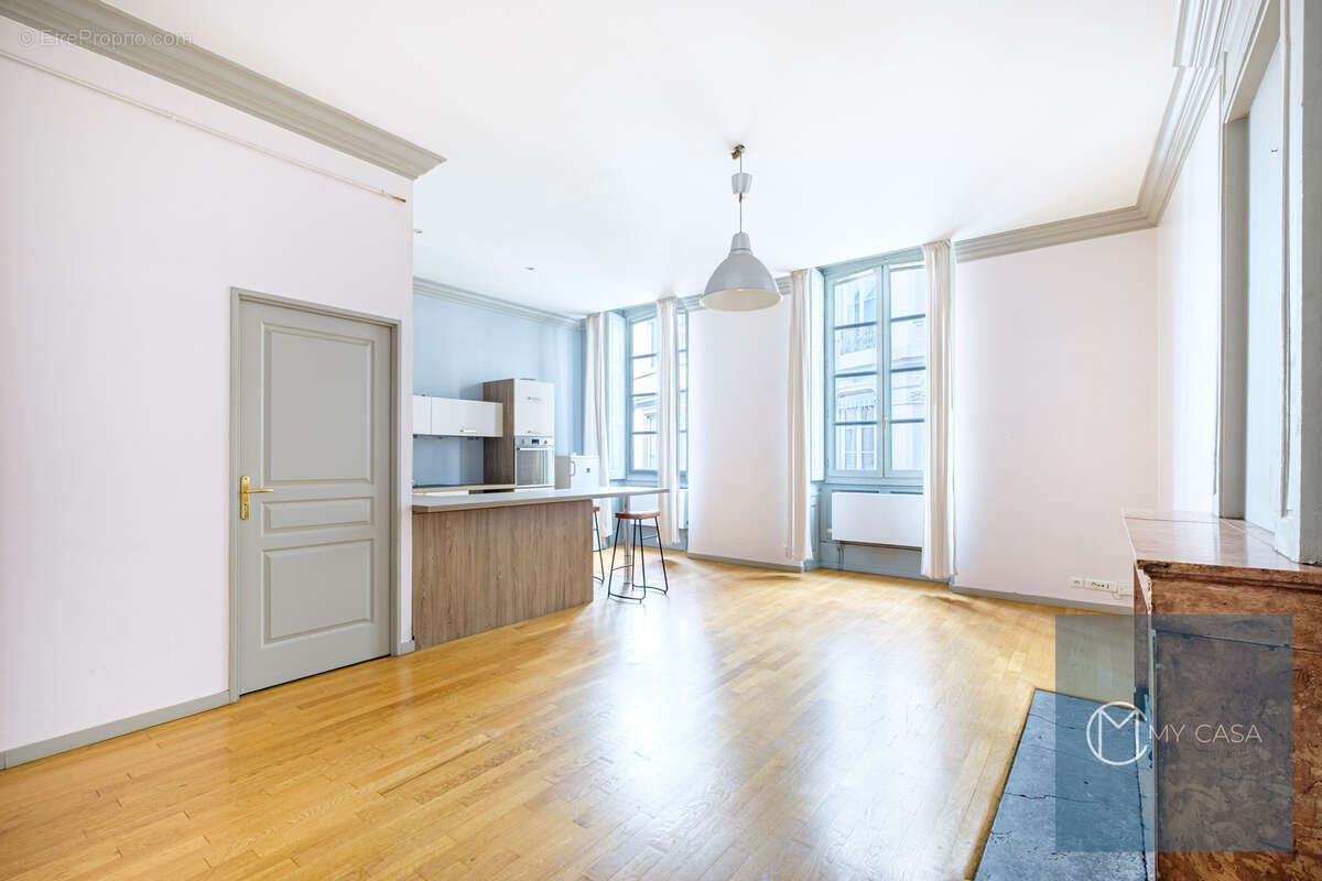 Appartement à LYON-1E