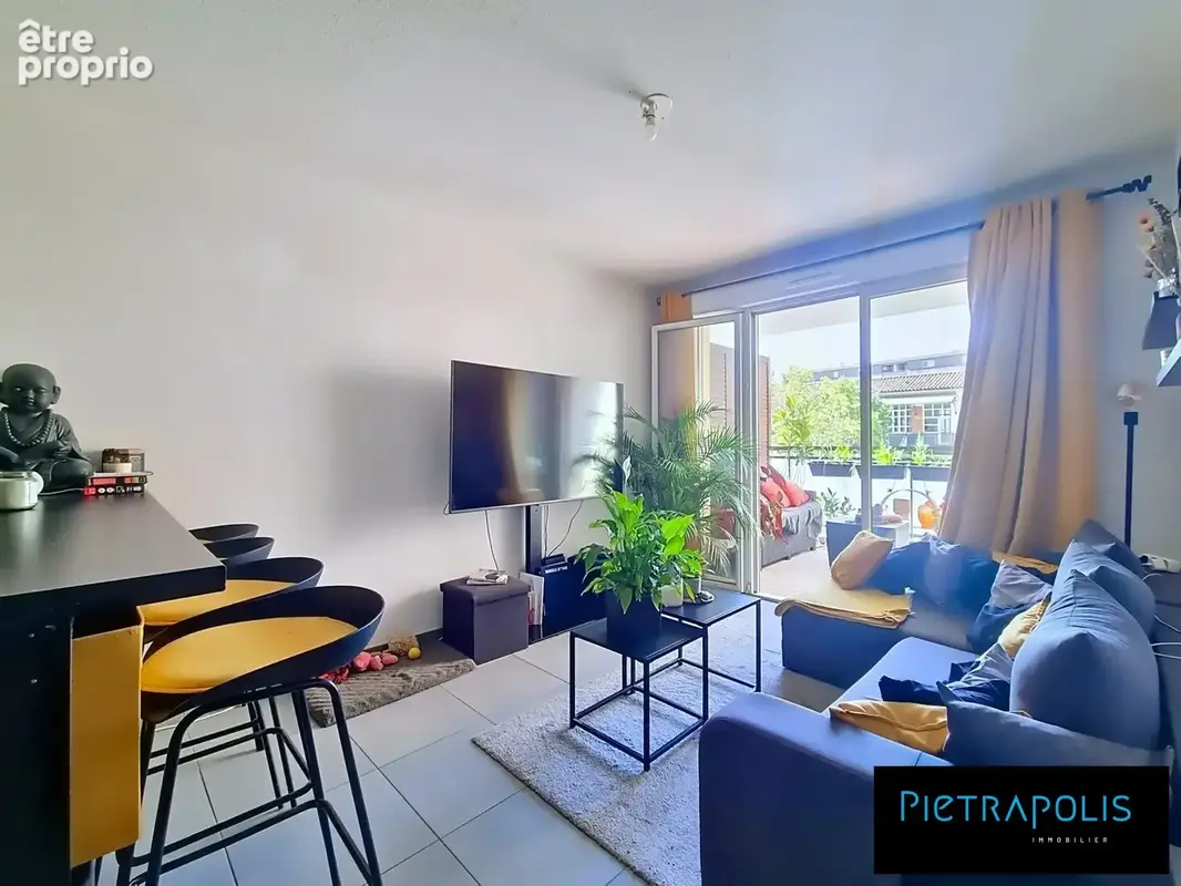Appartement à MARSEILLE-5E