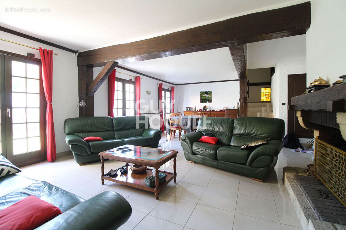 Maison à BRIE-COMTE-ROBERT