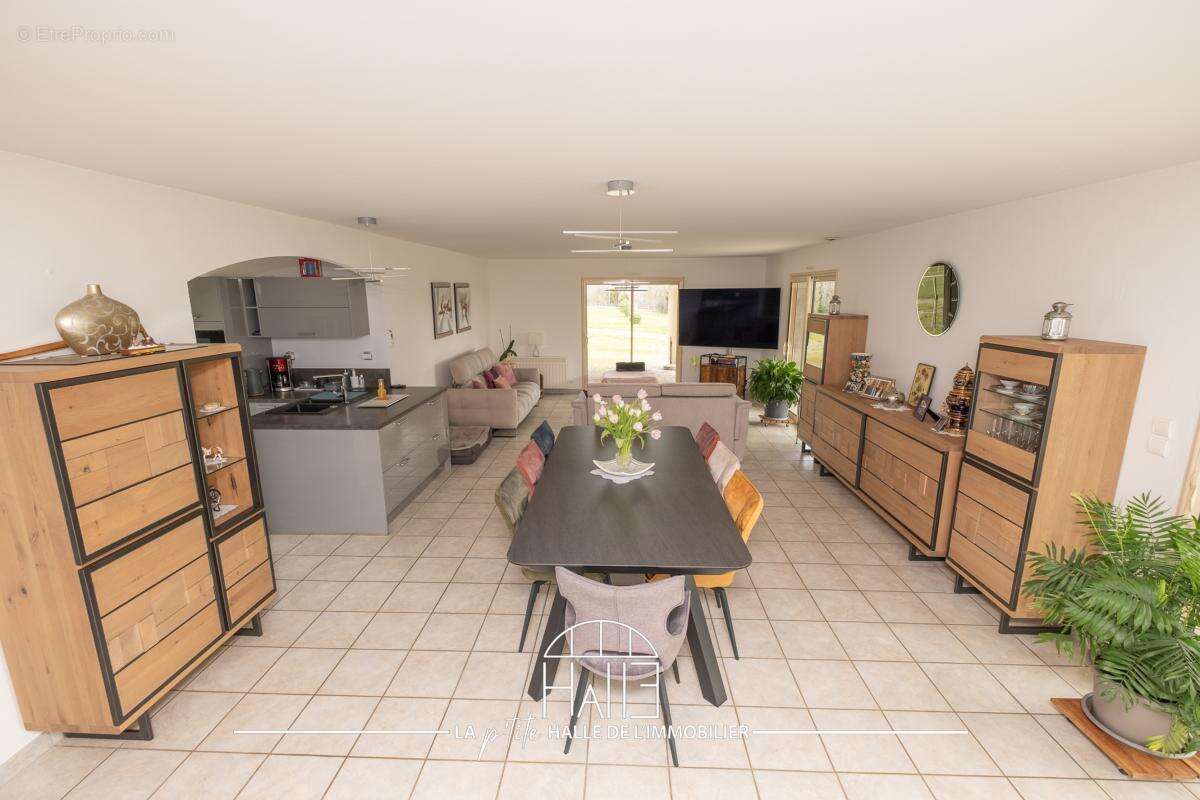 Maison 145 m² à Cieux  - photo 4
