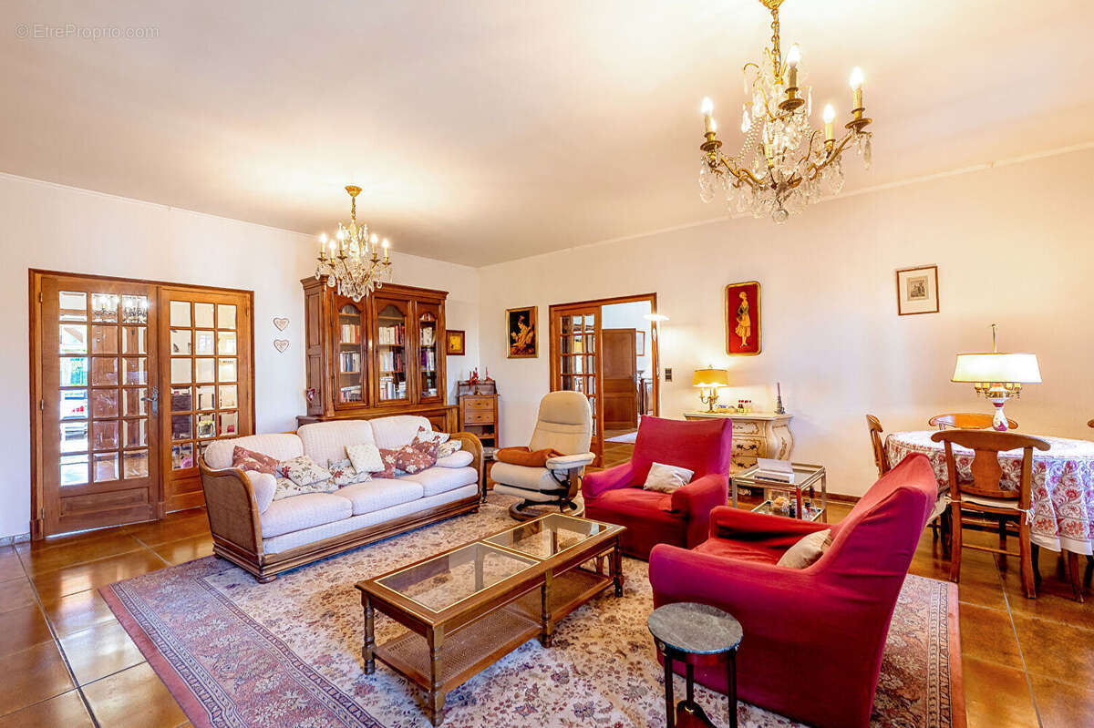Maison à VILLENEUVE-DE-LA-RAHO