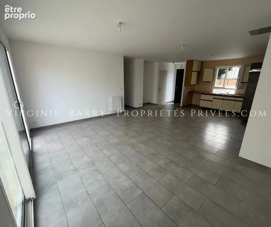 Maison t4 de plain pied avec garage - photo 3