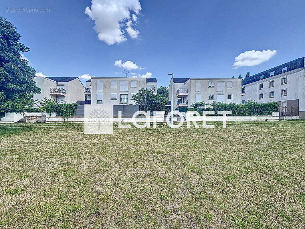 Appartement à MOISSY-CRAMAYEL