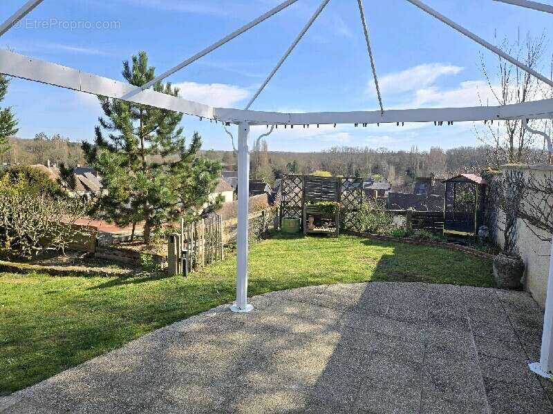 Maison 130 m² à Nonancourt  - photo 10