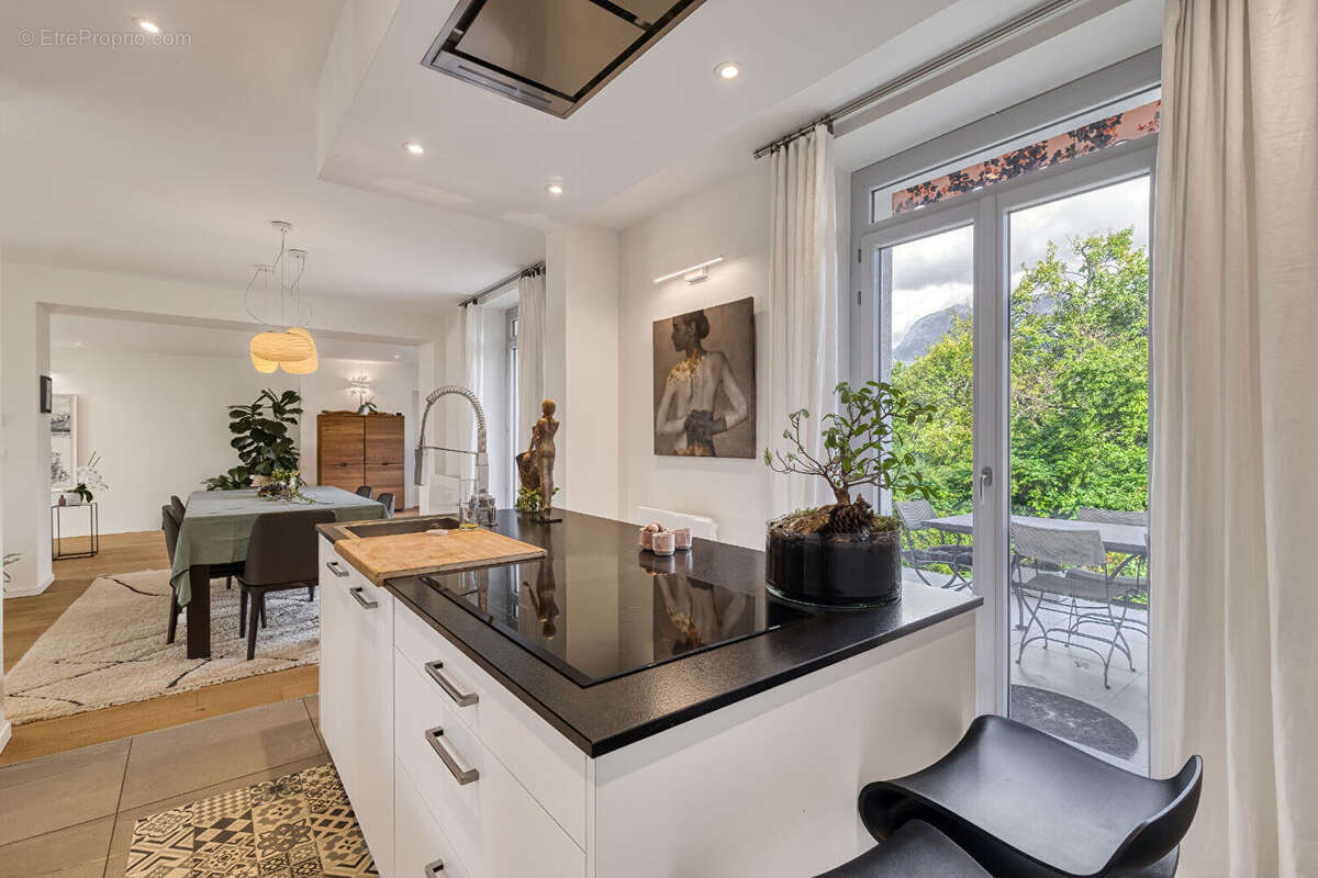 Maison à SAINT-JORIOZ