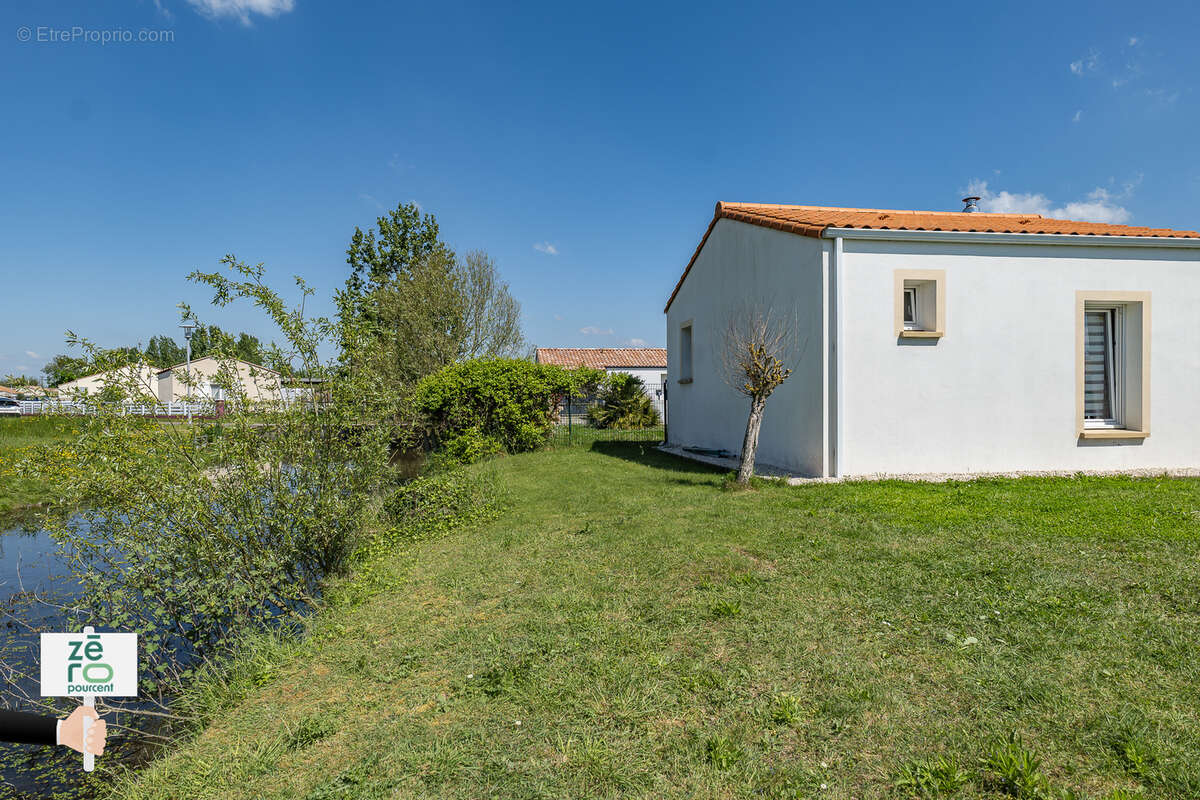 Maison à LE PERRIER
