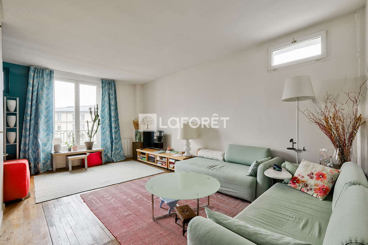 Appartement à PARIS-12E