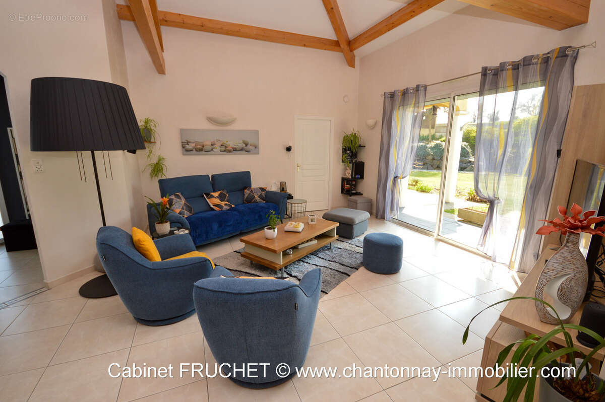 Maison à CHANTONNAY