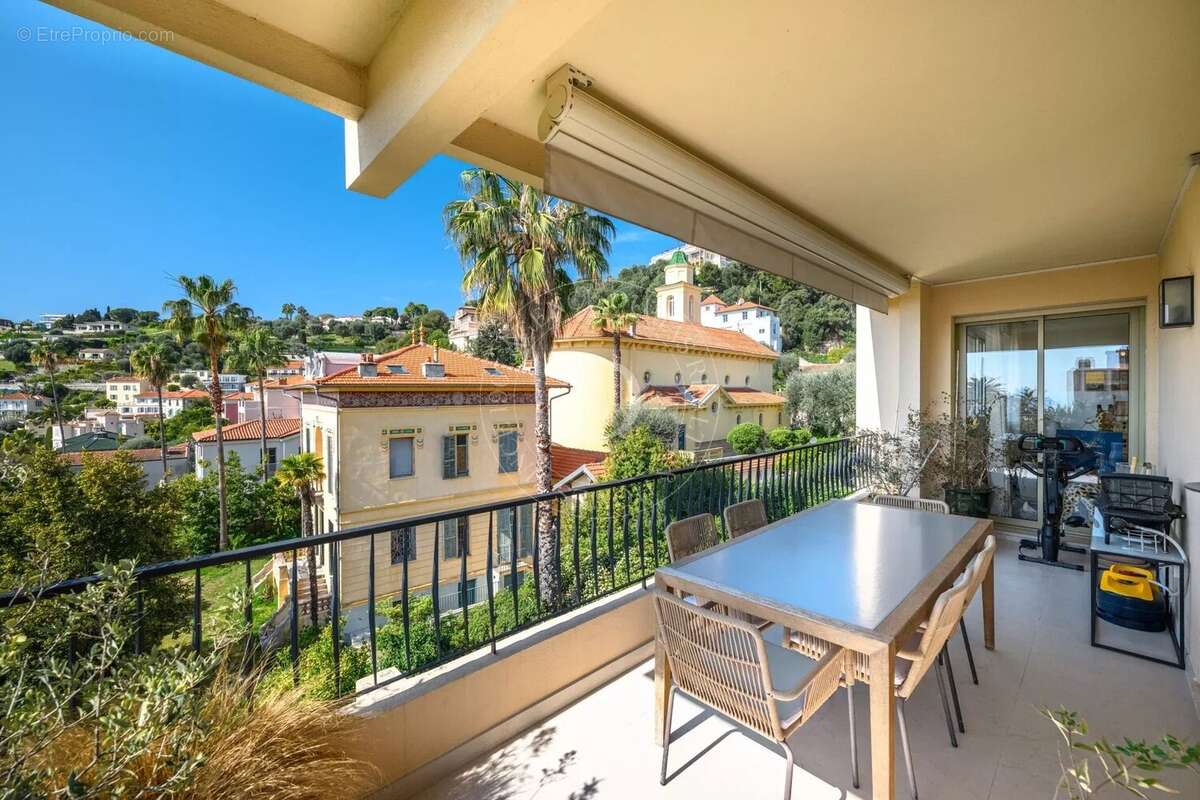 Appartement à BEAULIEU-SUR-MER