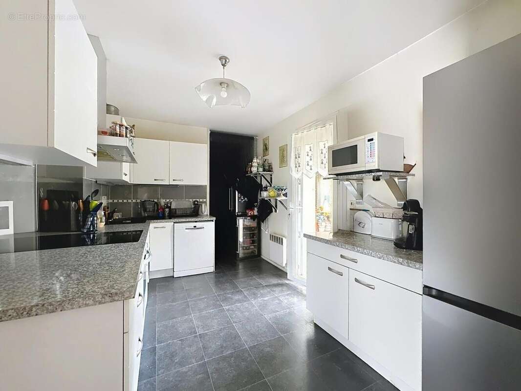 Maison 134 m² à Eragny  - photo 5