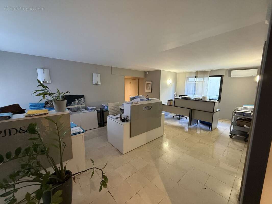 Commerce à MONTPELLIER