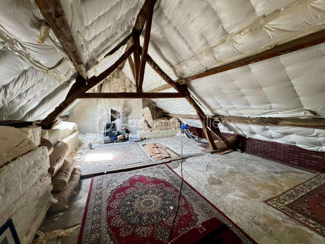 Appartement à MOUROUX