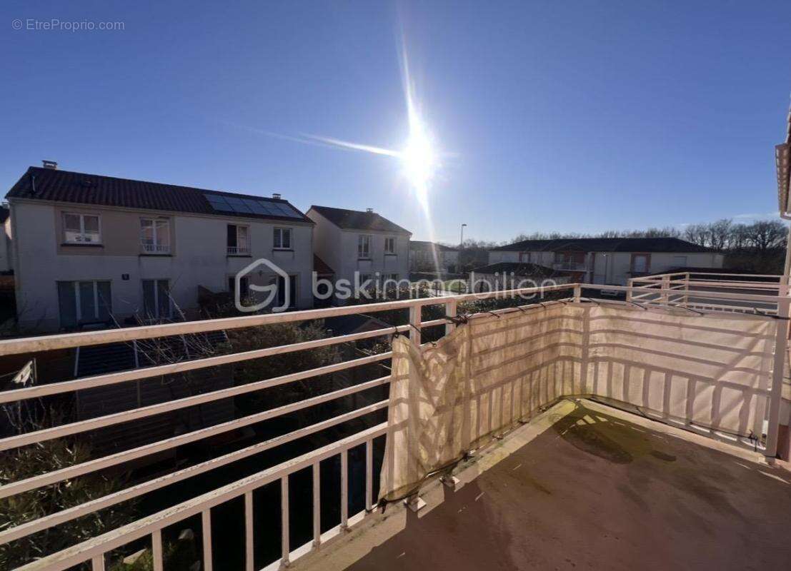 Le compromis idéal entre appartement et maison : jardin, balcons et stationnements ! - photo 11