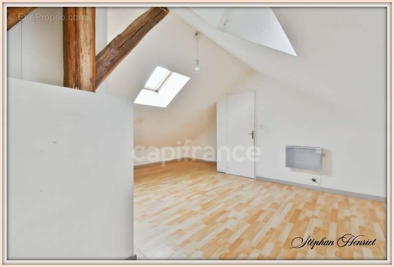 Appartement à VOUZIERS