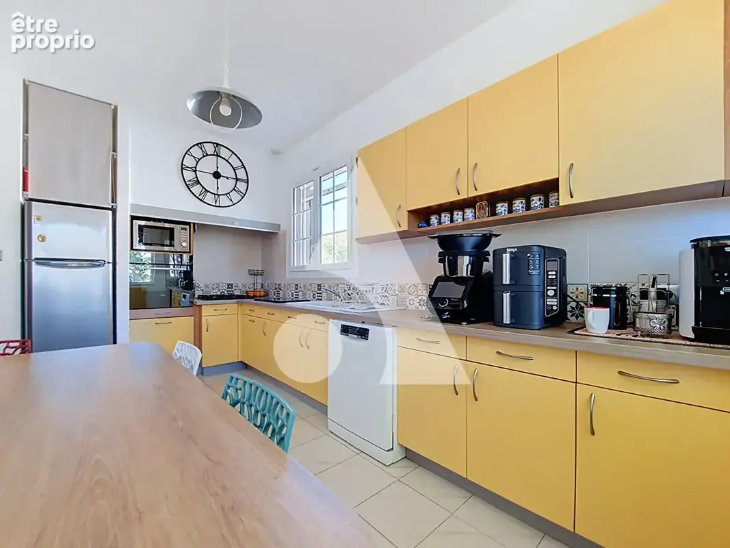 Maison agde t5 + piscine + garage + local commercial - photo 11