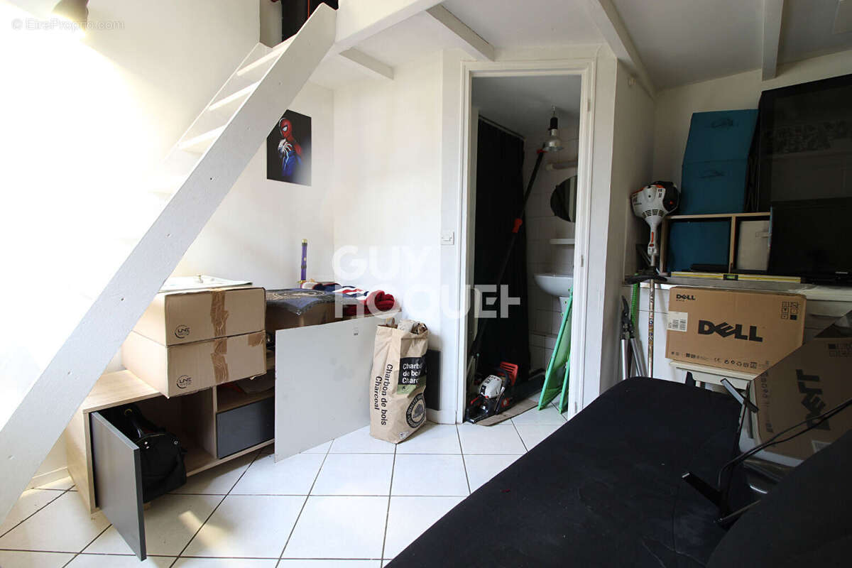 Maison à OZOUER-LE-VOULGIS