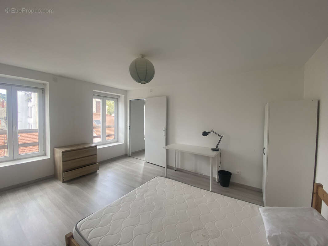 Appartement à SAINT-ETIENNE