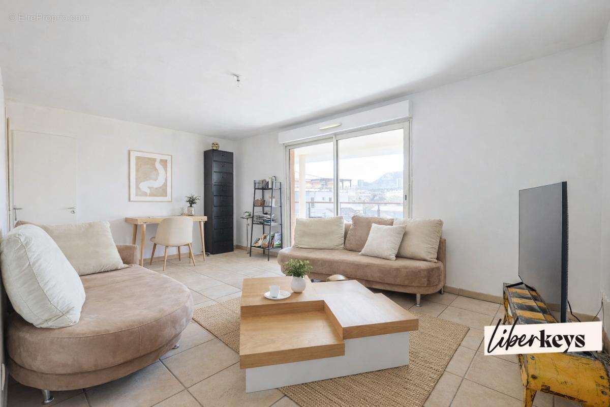 Appartement à MARSEILLE-8E