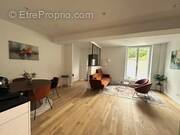 Maison à PARIS-18E