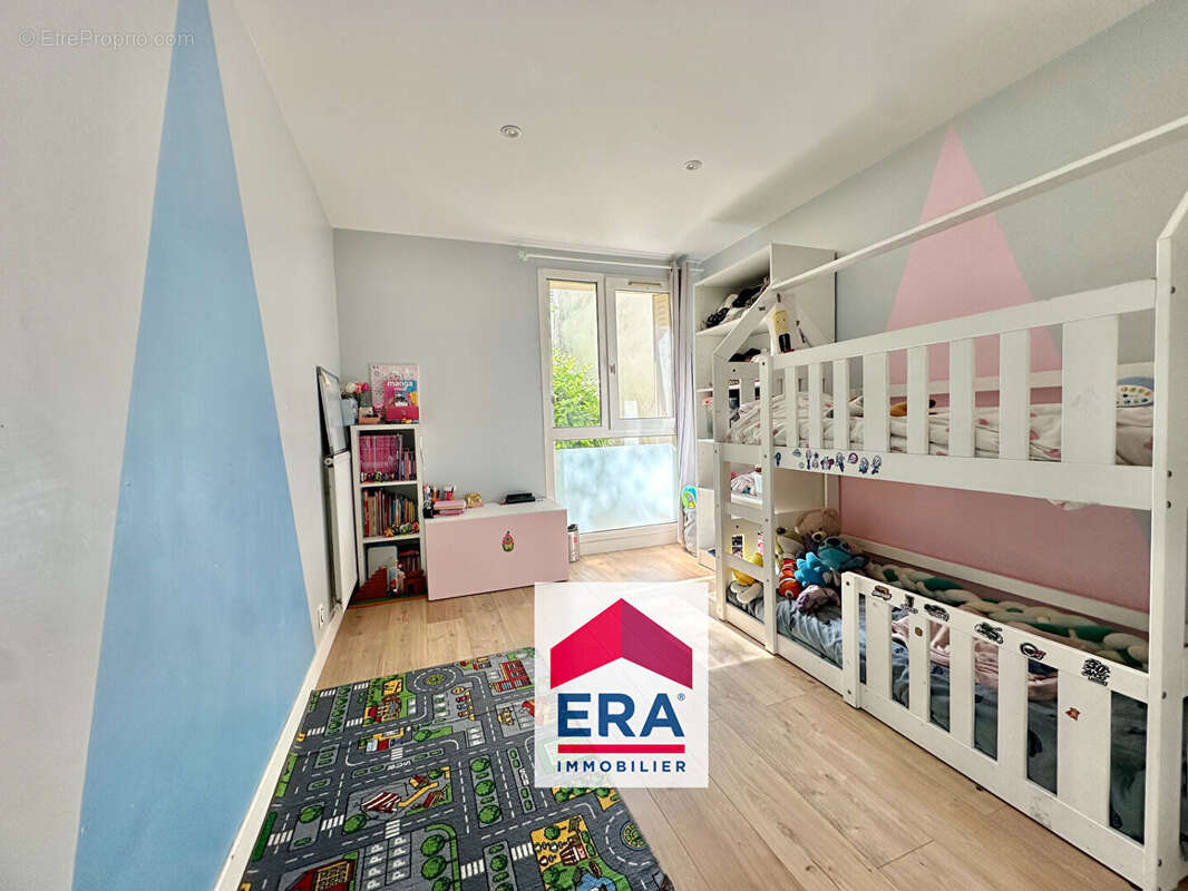 Appartement à SARTROUVILLE