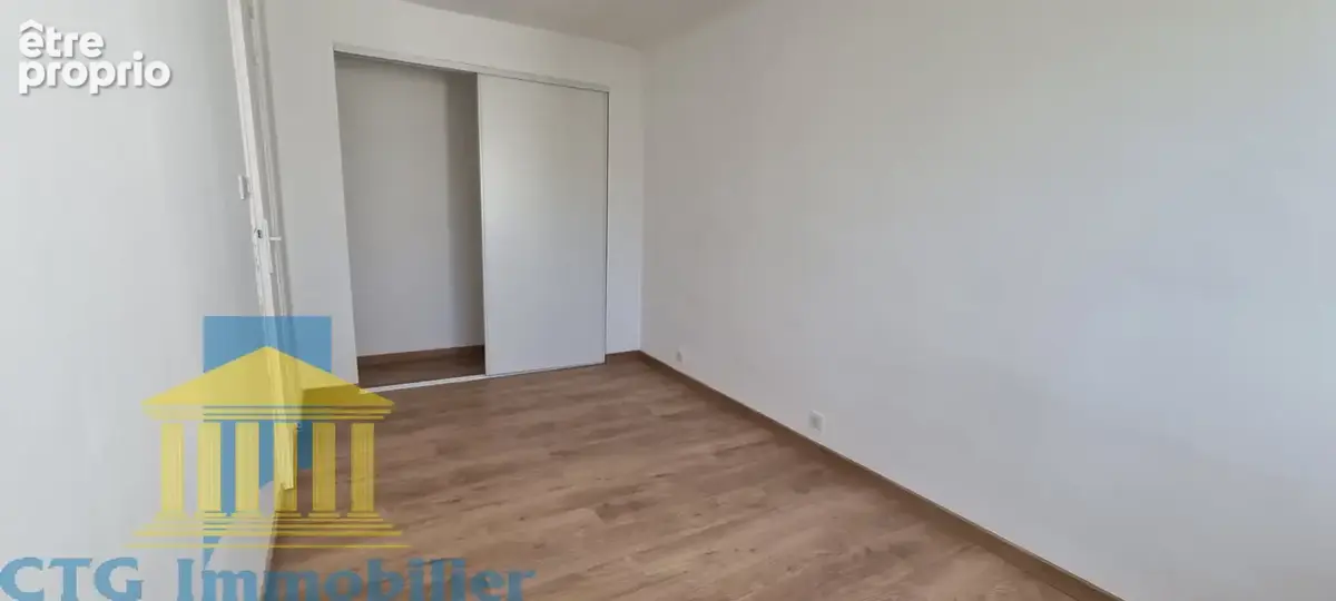 T2 proche mer dernier etage 13008 marseille - photo 6