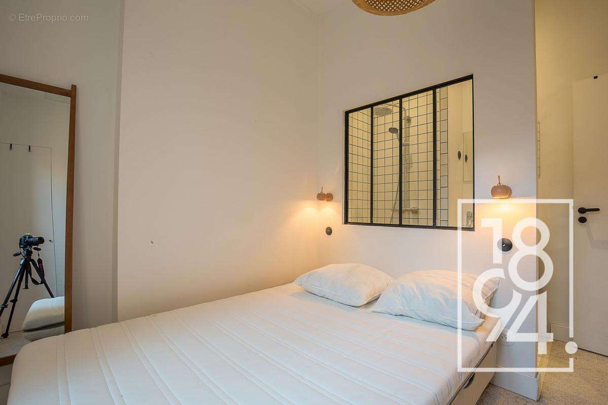 Appartement à MARSEILLE-7E