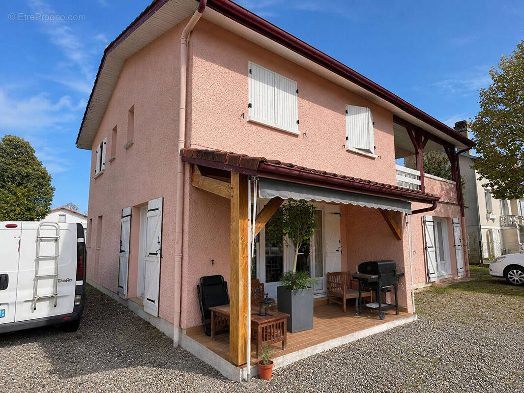 Appartement à AIRE-SUR-L'ADOUR