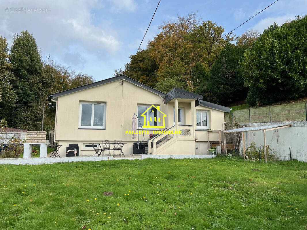 Maison à GRUCHET-LE-VALASSE