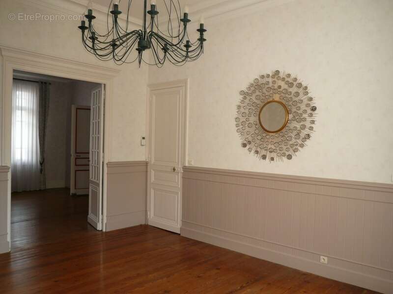  A Vendre Maison BOURGEOISE COGNAC Proche Centre Ville  - photo 32