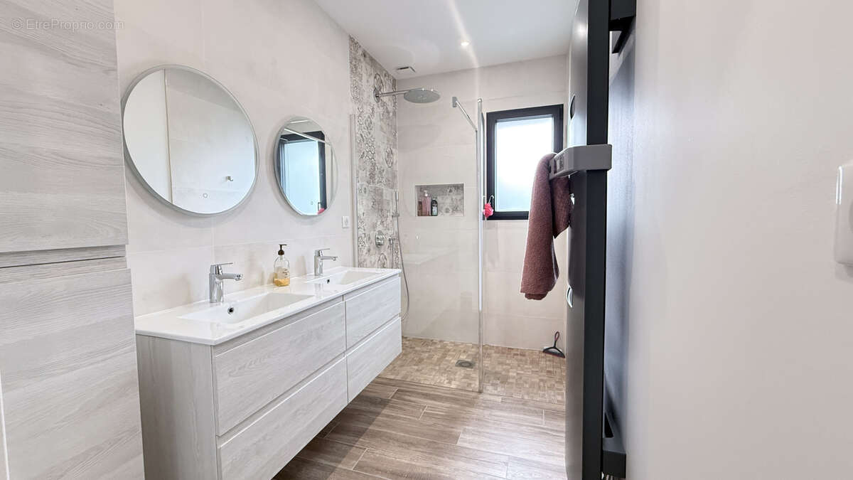 Maison à SAINT-SULPICE-ET-CAMEYRAC