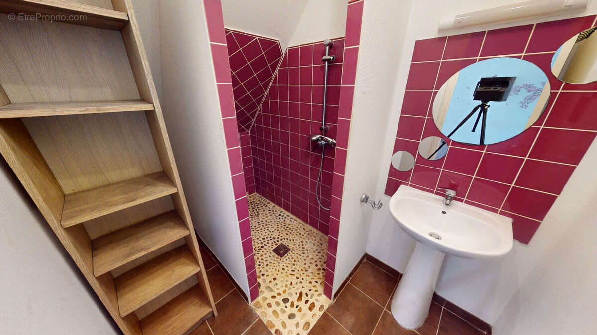 Maison à JUAYE-MONDAYE