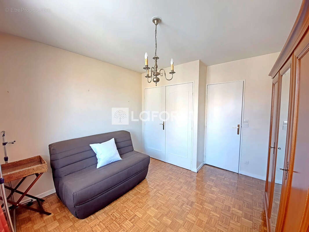Appartement à ROCHE-LA-MOLIERE