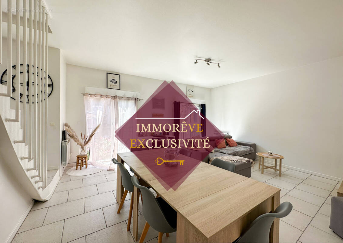 Appartement à LE PEAGE-DE-ROUSSILLON