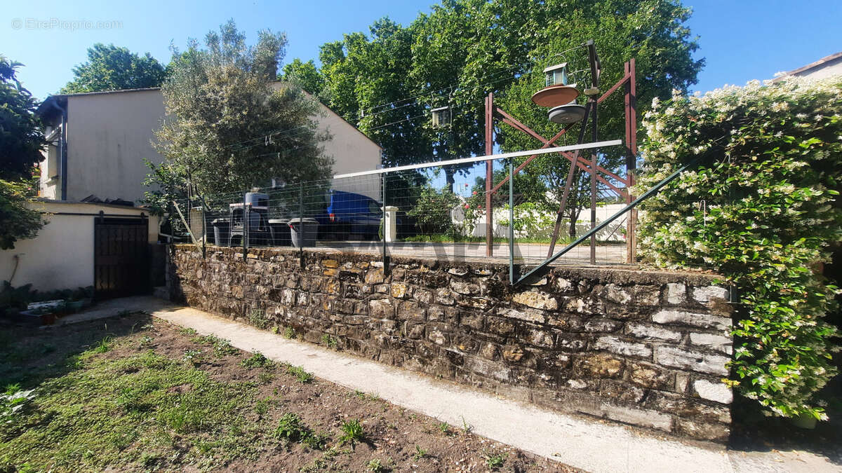 Maison à SAINT-HIPPOLYTE-DU-FORT
