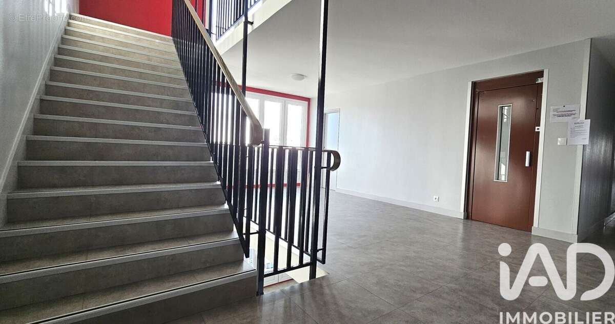 Photo 9 - Appartement à SAINT-CYR-SUR-LOIRE