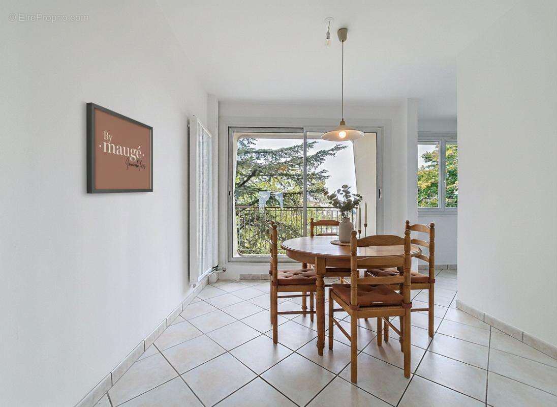 Appartement à CORBAS