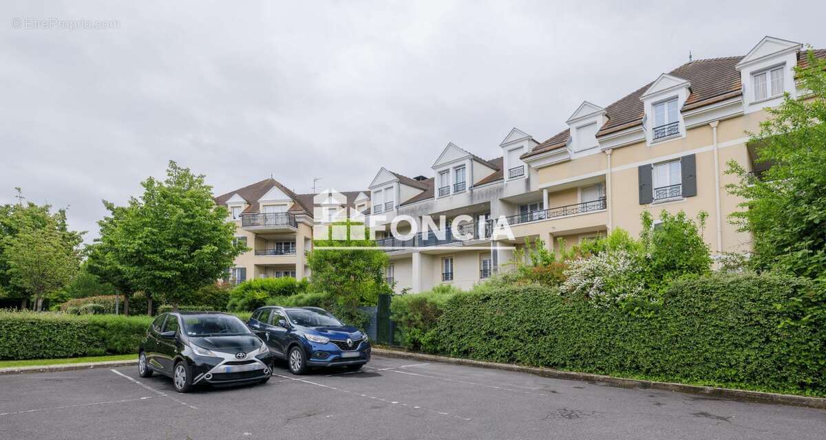 Appartement à EMERAINVILLE
